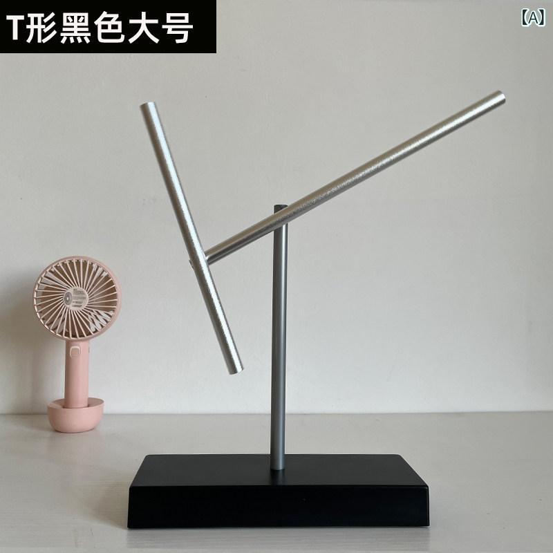 飾りつけ 差し上げ物 アイアンマン 果てしがない 運動すること 機械類 かざり付ける品 カ 成人男性 振子 ニュー 英トン 無着陸飛行 回転させる ともし火 飛び切り リビング 御部屋 テレビ受像機収納家具 かざり付ける