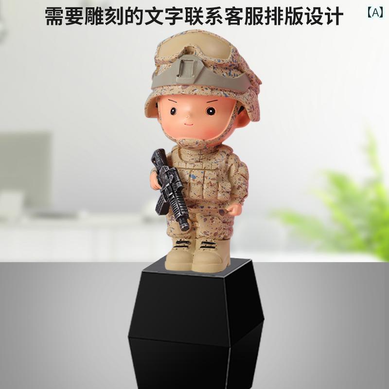 インテリア オブジェ な 特殊 部隊の 退役 軍人の デスク トップの 置物 お土産 誕生日 プレゼント 同志 鉄 血 軍事 魂 兵士の 装飾品