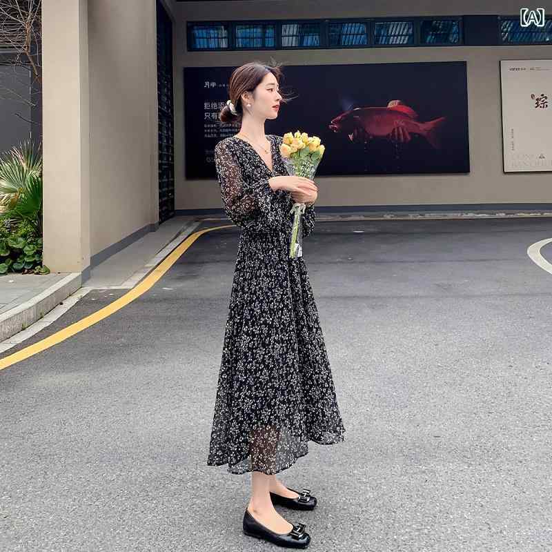 レディース 衣裳 愛くるしい 愛想のいい 黒の 花柄 シフォン 御召しもの 亭主もち  春 長袖 百貨店 妖精 雅びやか か細い スコート