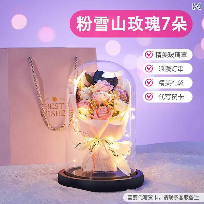プレゼント ギフト インテリア 置物 母の 日のお母さんへの 誕生日 プレゼント 新年に ふさわしい 実用的な カーネーションの 花束 不滅の 花。