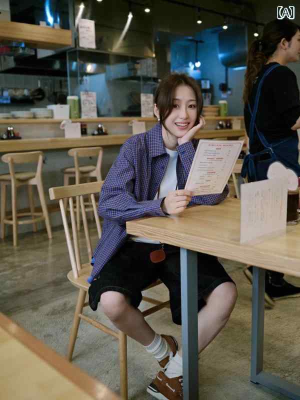 シャツ シャツワンピ レース 韓国 ビッグサイズ 大きいサイズ ドルマン ロングシャツ FanF Spot ~ 韓国 2025 春 レトロ スプライシング フェイク ツーピース コットン チェック シャツ レディース