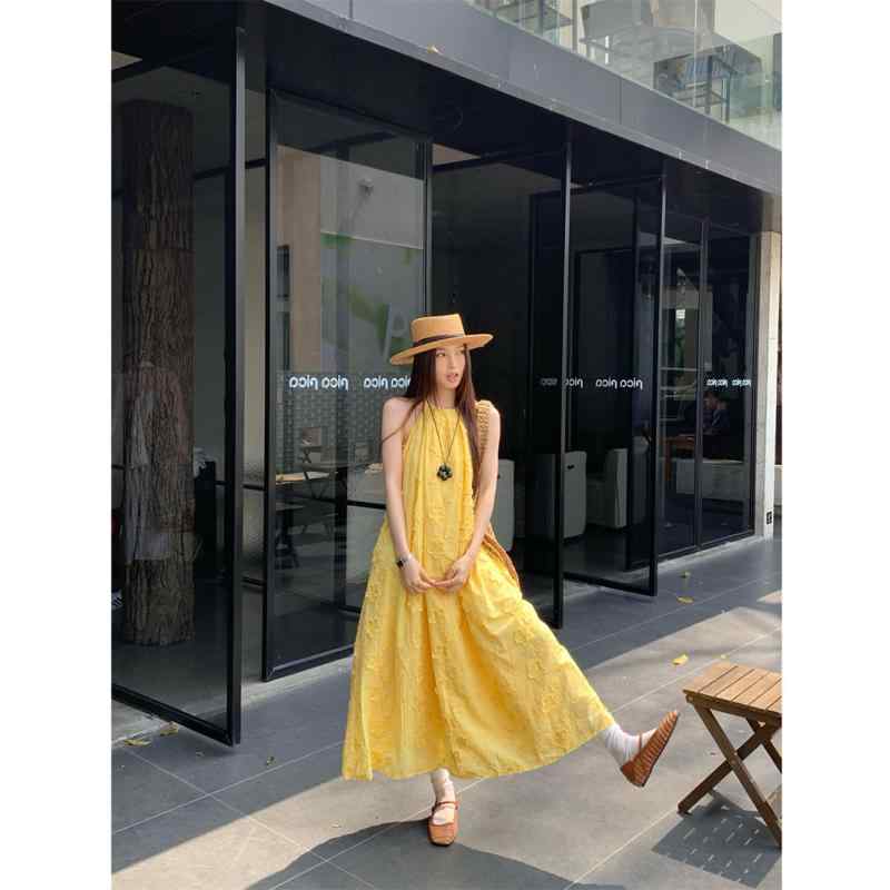 ワンピース ロング マキシ丈 フランスの 優しい 黄色の ジャカード ホルターネック ノースリーブドレス 女性 春と 夏 の 海辺の 休日の ドレス｜ホープ