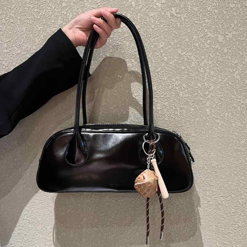 レディース バッグ 鞄 本革 リアルレザー ハンドバッグ ショルダーバッグ ボウリングバッグ ボストンバッグ 大容量 高級感 上品 エレガント カジュアル 女性用 婦人用 手提げ 肩掛け