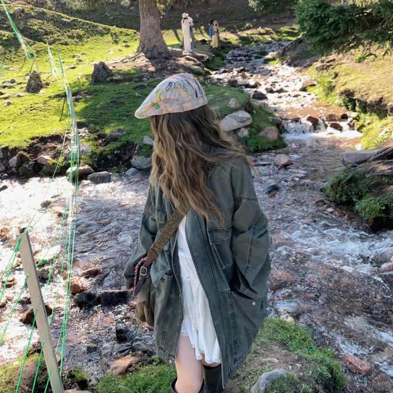 アウター 成人女性用 レトロ ミリタリー 細工物 上衣 烏兎 オリーブ緑であること ウォッシュド ヴィンテージ製作 落っこちる肩先 厚地の外套大きさ 相応う 心地好い