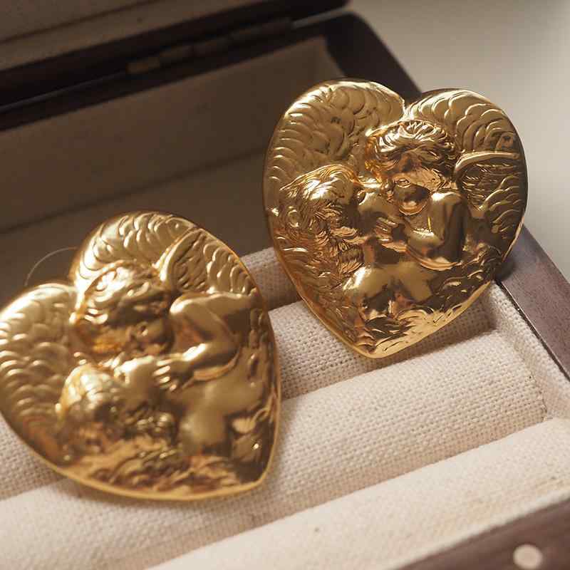 イヤリング ノンホール 耳クリップ ハート タッセル 天使 浮き彫り パール レトロ 女性用 かわいい アクセサリー ビンテージ風 軽量 日常使い