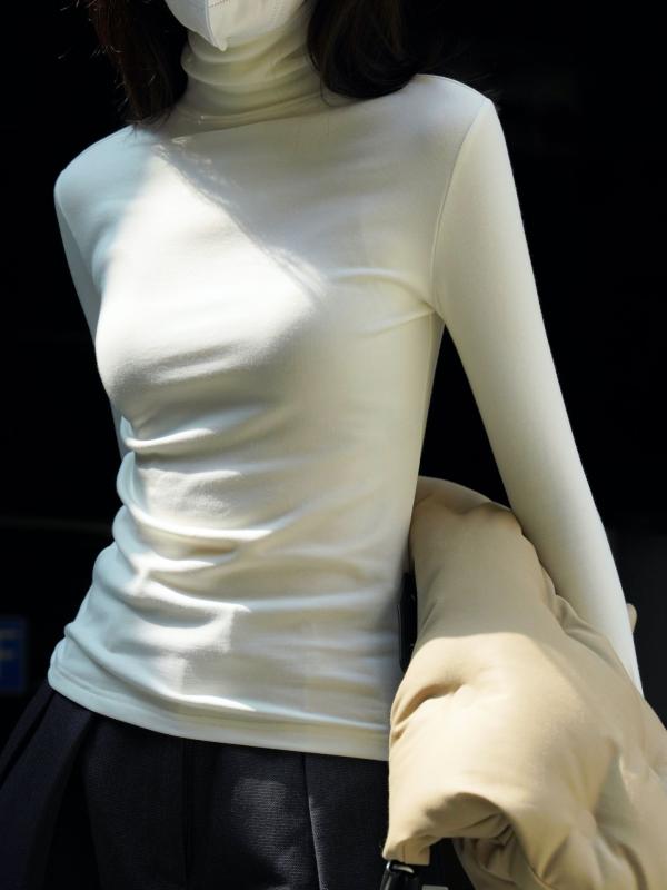 ハイネックTシャツ 秋冬 レディース 長袖 起毛 柔らかい ゆったり スリムフィット 通勤 快適 インナー トップス ボディコンシャス 伸縮性