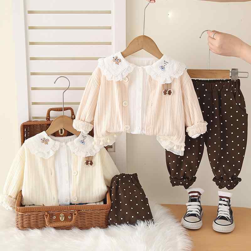 女の子 春秋 白 シャツ ウサギ耳 襟 カーディガン 水玉 パンツ 3点セット かわいい 子供服 トップス ボトムス コーディネート コットン混 軽量 伸縮性