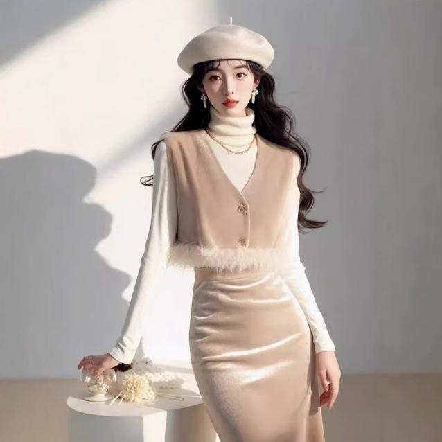 秋冬 女性用 高級感 杏色 ベルベット ベスト ミディスカート セット 気品 エレガント スタイル 暖かみ 滑らかな肌触り