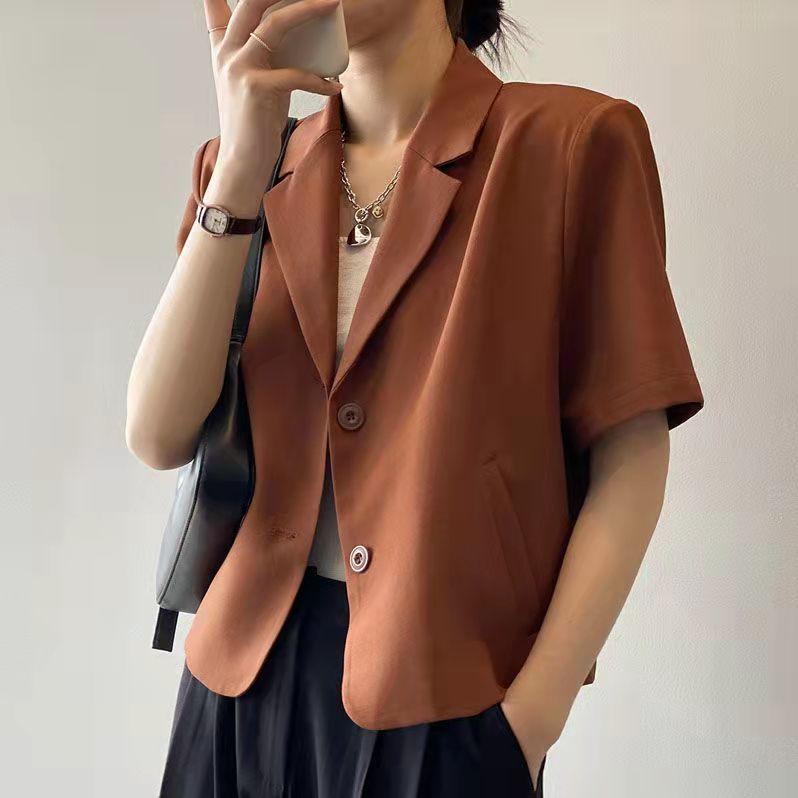 ジャケット レディース 短袖 テーラード 薄手 春夏 小柄 韓国 ドレープ 短め 軽量 通勤用 ビジネス カジュアル 落ち感 スタイリッシュ モダン シルエット
