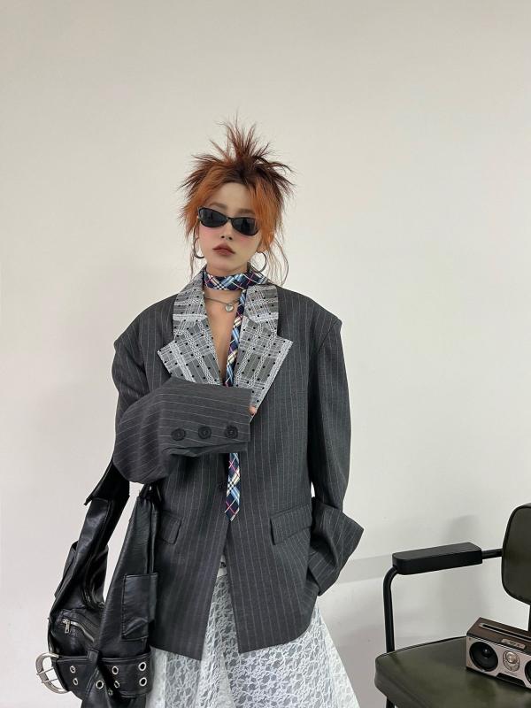 レディース 春秋 スーツ ジャケット レース 切り替え 襟 グレー ストライプ カジュアル 高級感 ビジネス 普段使い スタイリッシュ エレガント アウター モダン 5,775円