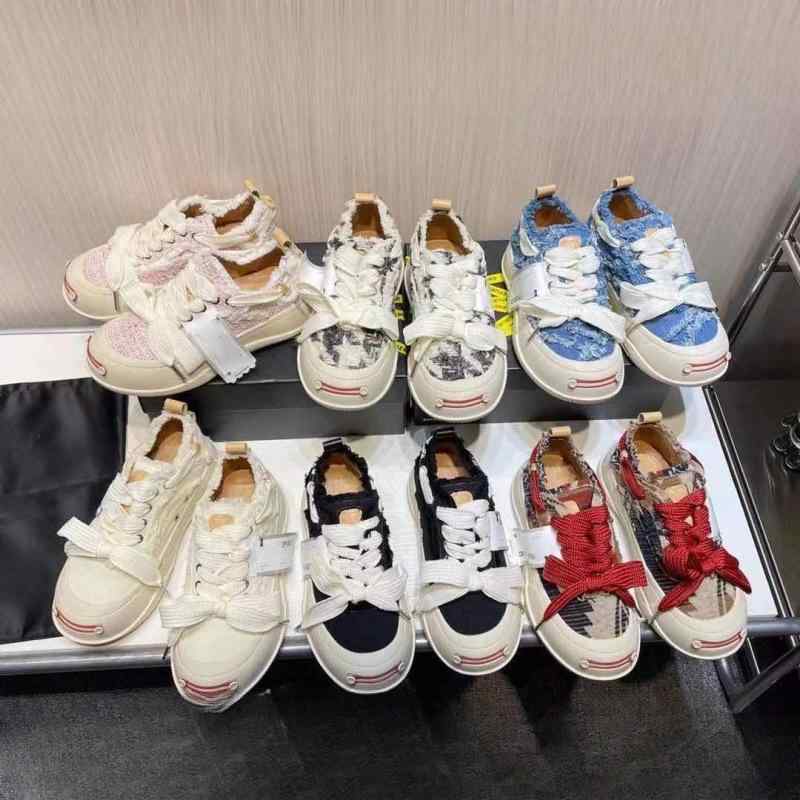 スニーカー メンズ レディース 厚底 帆布 含み笑い  二分の一 手合い 心地よい 表どおり 表現スタイル 普段使い走り 軽さ 通い 相応う ユニ一発やる 気が大きい 流行り物