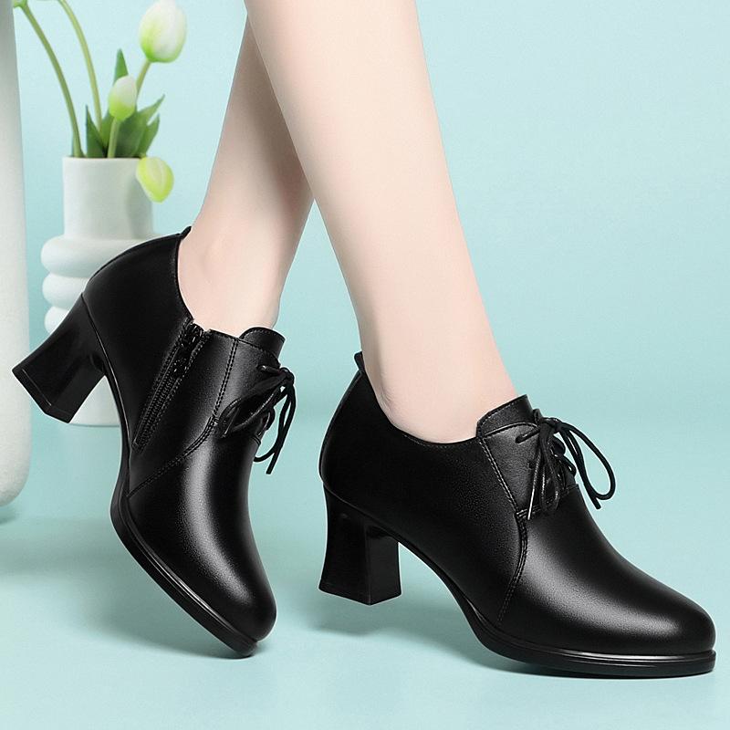 パンプス レディース 革 ハイヒール 黒いこと 秋冬 生あたたかい 御役目用 通い 深口 真っただ中 歩き分かりやすい 好いたらしい インソール もの柔らか