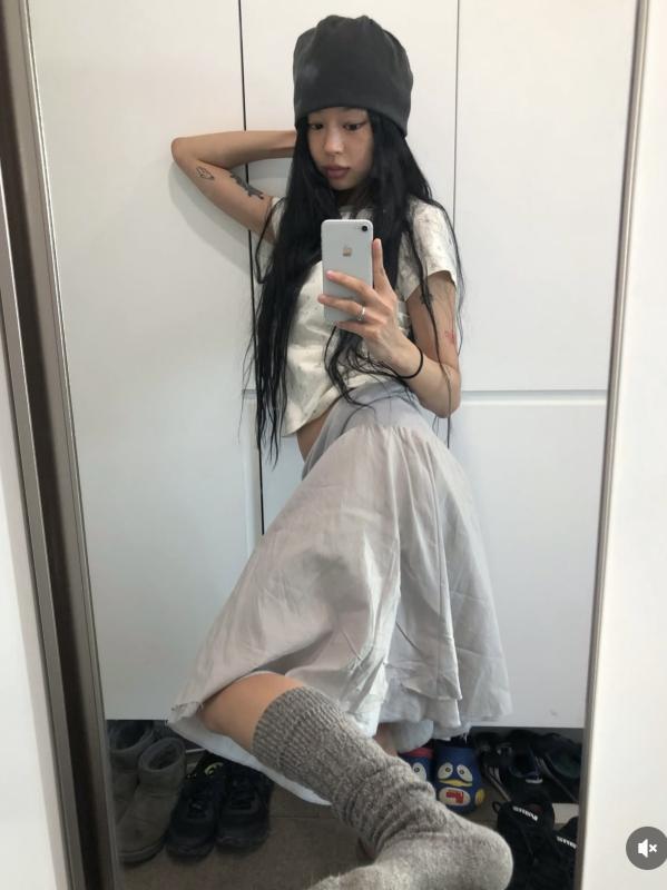 スカート 夏用 短め ハーフスカート ダブルレイヤー 生地 切り替え デザイン リブ ウエスト 軽量 通気性 吸湿速乾 カジュアル 普段使い 女性用 ミドル丈 コットン混 ストレッチ 快適 フィット 5,131円
