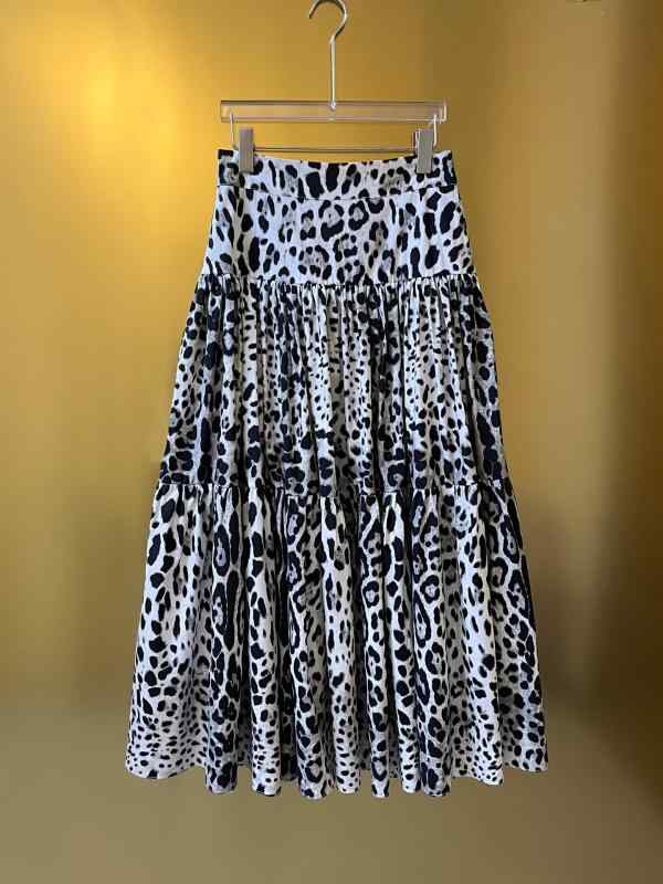 春夏 レディース Aライン スカート ヒョウ柄 綿 ミドル丈 ビンテージ シシリア 軽量 通気性 普段使い カジュアル トップス 合わせ 膝下丈 フレア デザイン