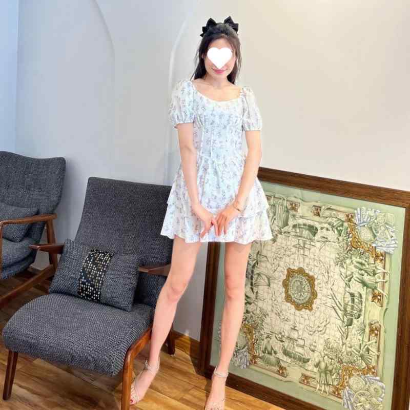 ワンピース レディース 春夏 フラワープリント ウエストシェイプ スリム効果 優しい少女 フレアシルエット コットン混 軽量素材 膝丈 ピンク系 ブルー系 かわいい 日常使い 通勤対応