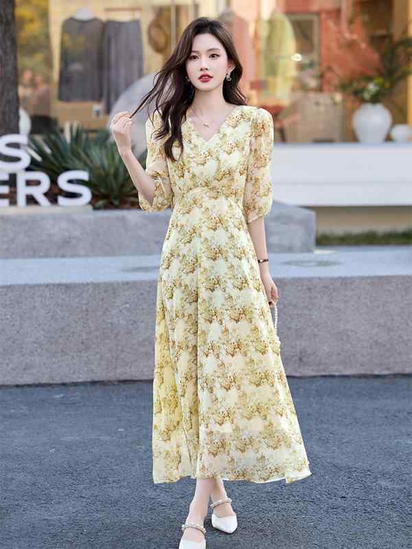 レディース 夏 ワンピース 薄手 ゆったり 収腰 Vネック 小花柄 ロングスカート スリム効果 軽量 花柄 ファッション 洋気
