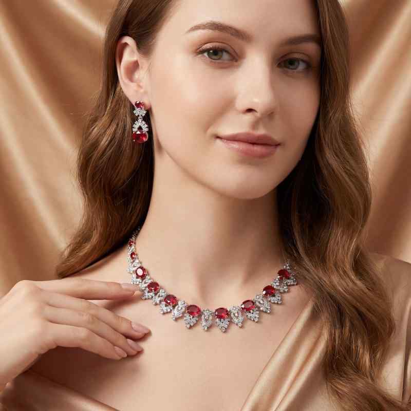 ウェディング ネックレス 女性用 高級感 ジュエリー セット 銅製 ジルコニア 装飾 ユニーク デザイン ブライダル アクセサリー 輝き チェーン 華やか 装い｜ホープ