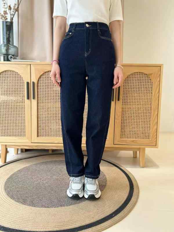 ジーンズ テーパードパンツ 伸縮ウエスト 弾力性 スリムレッグ ロング丈 デニム ボトムス カジュアル 普段使い 耐久性 変形しにくい 伸縮素材