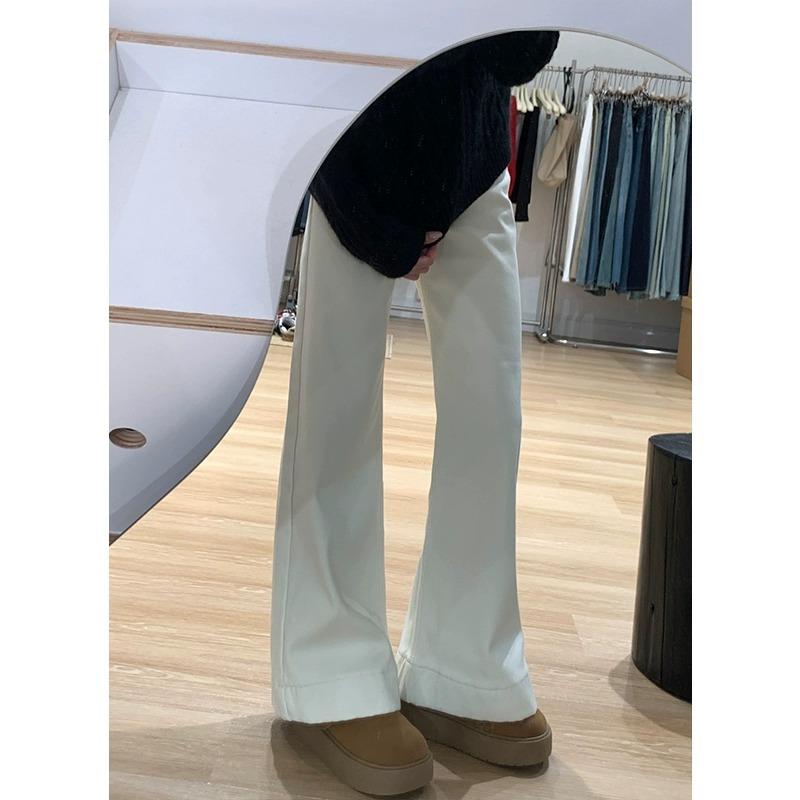 デニムパンツ レディース ホワイト ハイウエスト ワイドレッグ 微フレア ストレート ドレープ感 細見え 小柄対応 カジュアル 普段使い 伸縮性 コットン混 春夏