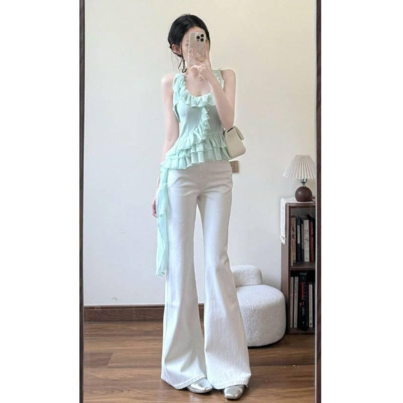 女性用 白 ハイウエスト デニムパンツ 微フレア ゆったり 痩せ見え 薄手 通気性 夏用 ロング丈 ブーツカット カジュアル 普段使い デニム素材 軽量 伸縮性