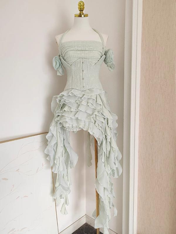 レディース かわいい フェミニン 個性派 ユニーク 立体フラワー ドロップショルダー フリルエッジ リボン ベスト ブラウス ショーツ セット カジュアル スタイル 13,958円