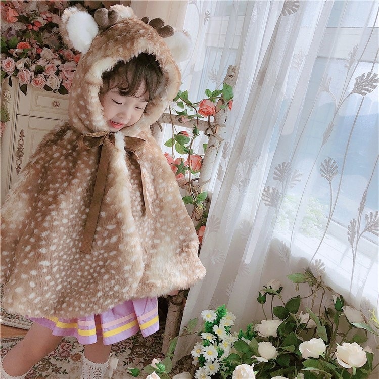 当店限定販売 厚手マント クローク ゆったり カバーフェイクファー 裏起毛 ポンチョ 帽子付き ケープ 子供 キッズ トナカイ 白い斑点 鹿 クリスマス 冬 女の子 男の子 ジュニア 小学校 可愛い 男女兼用 パーティー プレゼント用も あったか 保温 コスチューム 新年 幼児