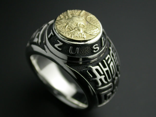 龍紋カレッジリング・ゴールドエンブレム しろがね色 925 K18金 18K 指環 メンズ メンズアクセ