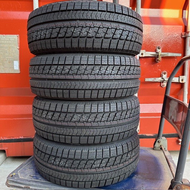 楽天市場】トラックタイヤ 中古 スタッドレス トラックタイヤ 205/70R17.5 115/113L LT ブリヂストン BLIZZAK W979  205/70/17.5 1本 単品 中古タイヤ : ホルチン商事 中古タイヤショップ