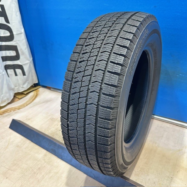 楽天市場】中古スタッドレスタイヤ 215/65R16 ブリヂストン BLIZZAK 