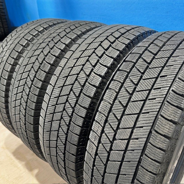 中古タイヤ　中古　スタッドレスタイヤ　185/65R15　ブリヂストン　BLIZZAK　VRX3　スタッドレスタイヤ　185/65/15　4本　15インチ　中古タイヤ 　【2021年製造】 32,825円