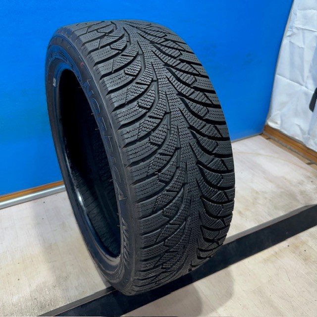 【近日掲載終了】225/45R18   WINTER MAXX WM02　スタッドレスタイヤ DUNLOP WINTER MAXX WM02 225/45R18 91Q | タイヤの通販 販売と交換