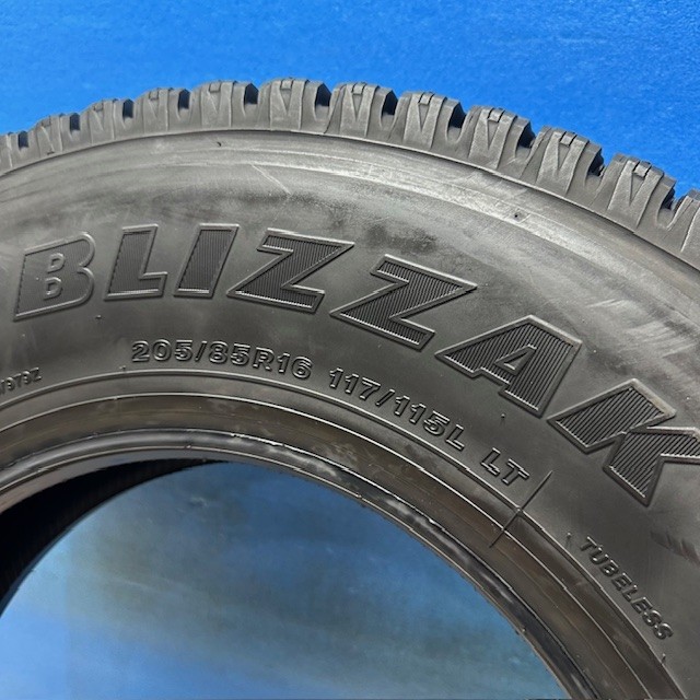 楽天市場】中古タイヤ スタッドレス中古 205/85R16 117/115 L LT 