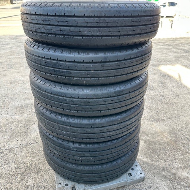 中古　タイヤ　トラックタイヤ　205/85R16 117/115 L LT　ダンロップ　ENASEVE SPLT50A　サマータイヤ　205/85/16　6本｜ホルチン商事 中古タイヤショップ