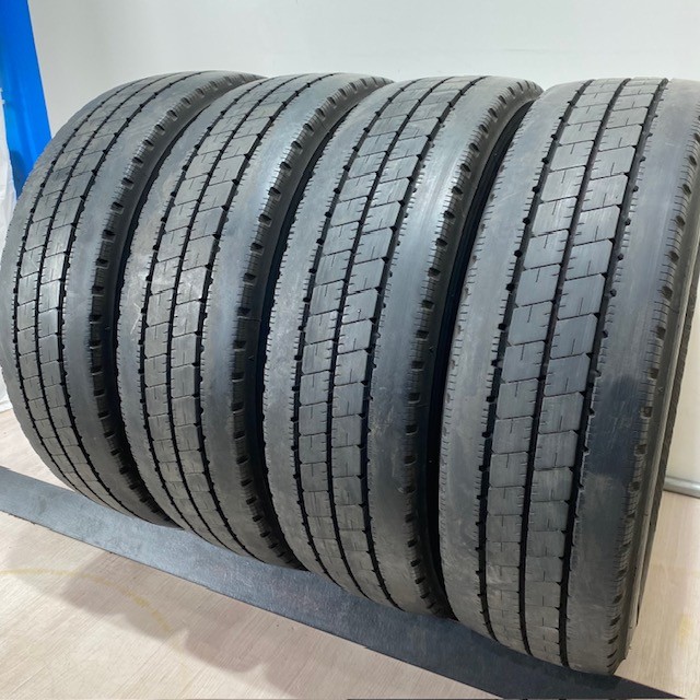 中古タイヤ　中古　トラックタイヤ　195/75R15 109/107 N LT　ブリヂストン　DURAVIS　R207　サマータイヤ　195/75/15　4本｜ホルチン商事 中古タイヤショップ