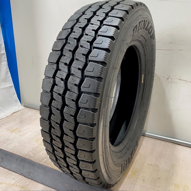 中古　トラック　タイヤ　中古タイヤ　195/75R15 109/107 N LT　ダンロップ　SPLT22　ミックスタイヤ　195/75/15　1本　単品｜ホルチン商事 中古タイヤショップ