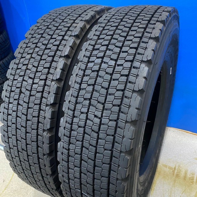 新しい到着 225 80R17.5 123 122L トラックタイヤ BS ブリヂストン