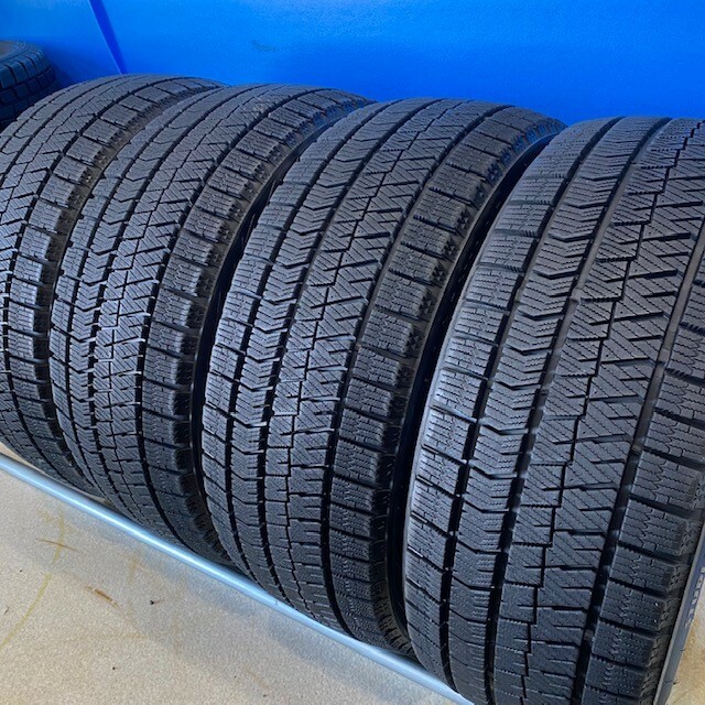 楽天市場】中古タイヤ 中古 スタッドレスタイヤ 225/45R17 スタッドレス ブリヂストン BLIZZAK VRX2 225/45/17 4本  中古 タイヤ 【送料無料】 【中古】 : ホルチン商事 中古タイヤショップ