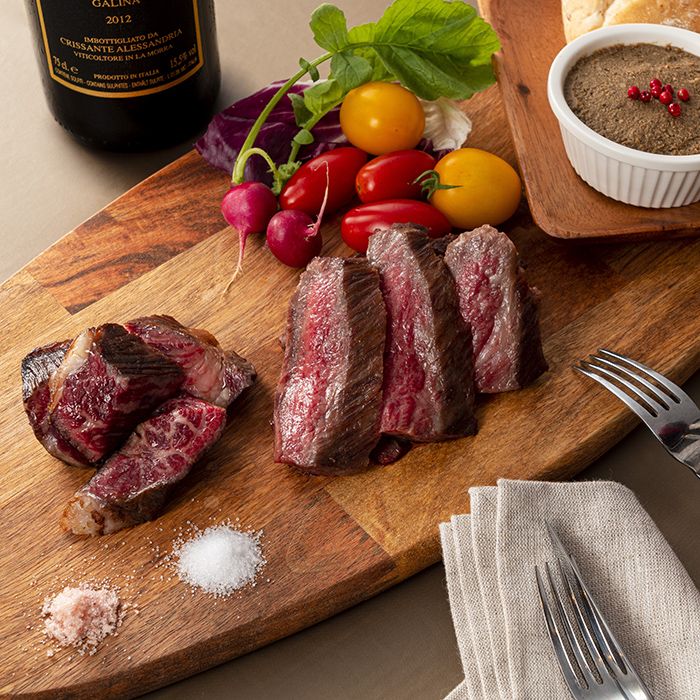 【産地直送】発酵熟成肉　黒毛和牛ステーキ３００ｇ【送料無料】 ＜熨斗無料！ プレゼント ギフト お取り寄せ＞