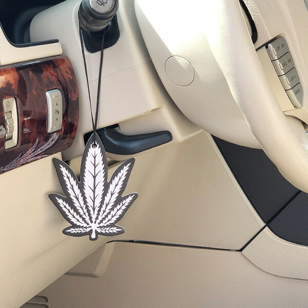 楽天市場 芳香剤 Hemp エアーフレッシュナー ココナッツ 3枚パック ヘンプ 吊り下げ型 車 部屋 ニューアークス Nax 052 003 カー用品通販のホットロードパーツ