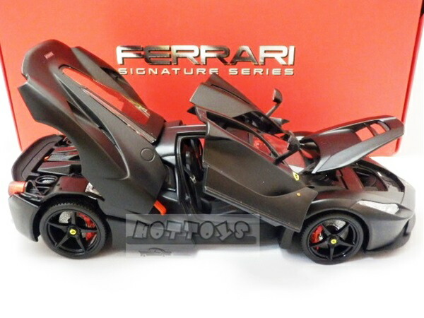 フェラーリ ミニカー■ブラゴ・signature人並み外れた高細やかつづき物■1/18 フェラーリ ラフェラーリ 黒 【取っておく商いもの】