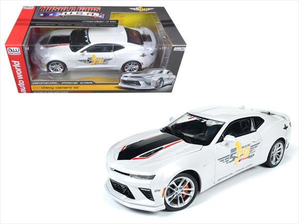 楽天市場】ミニカー 1/18 AUTOWORLD☆2017 カマロ シボレー・カマロ 黒