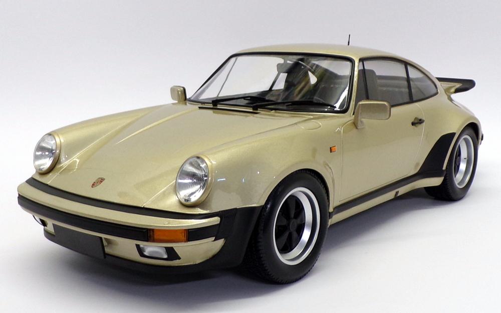 Hottoys Diecast Porsche ミニチャンプス Scale 1 12 車 1977 125 Scale ターボ 911 Turbo ミニカー 限定予約商品 ポルシェ ホットトイズ 1 12 巨大1 12の迫力のモデル ゴールド色 Minichamps 911