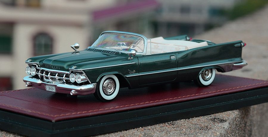 楽天市場】ミニカー 1/43 1956 リンカーン・コンチネンタル
