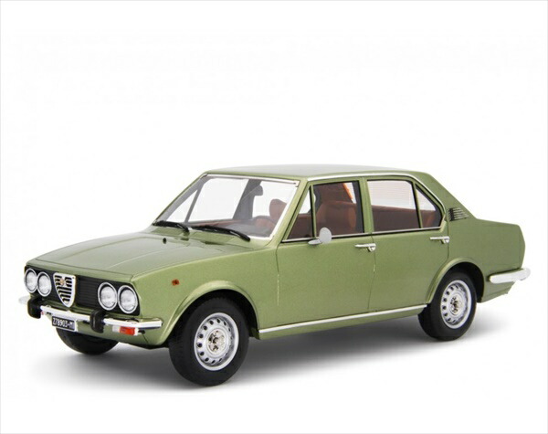 ミニカー アルファロメオ 1975 アルフェッタ グリーンメタリック色 1971 1/18 LRM ALFA ROMEO ALFETTA 1.8 1975 取っておく商いもの