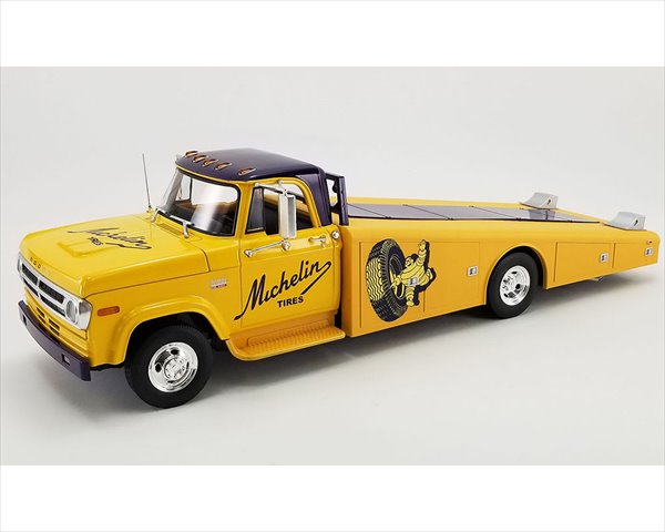 ミニカー 1/18 ACME  積み上げる車（1台積み上げる）ミシュラン 黄味がかった 1970 Dodge D-300 Ramp Truck (Yellow) ? Michelin  取っておく商いもの