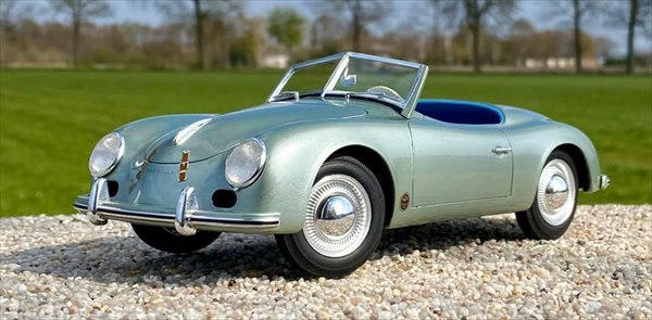 ミニカー　1/18 ポルシェ　356　スパイダー　銀緑色　CULT-SCALE MODELS　PORSCHE - 356 AMERICA ROADSTER SPIDER 1952【予約商品】｜HOTTOYS　ホットトイズ