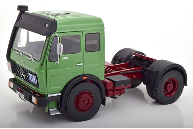 ミニカー　1/18　ROAD-KINGS　メルセデス・ベンツ 　トレーラートラック　緑色 Mercedes NG 1632 1973 【予約商品】｜HOTTOYS　ホットトイズ