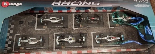 ミニカー メルセデス AMG ペトロナス 一ころ F1  1/43 6台仕掛ける ブラゴ  Mercedes AMG Petronas Racing Formula 1 F1 【取っておく商いもの】