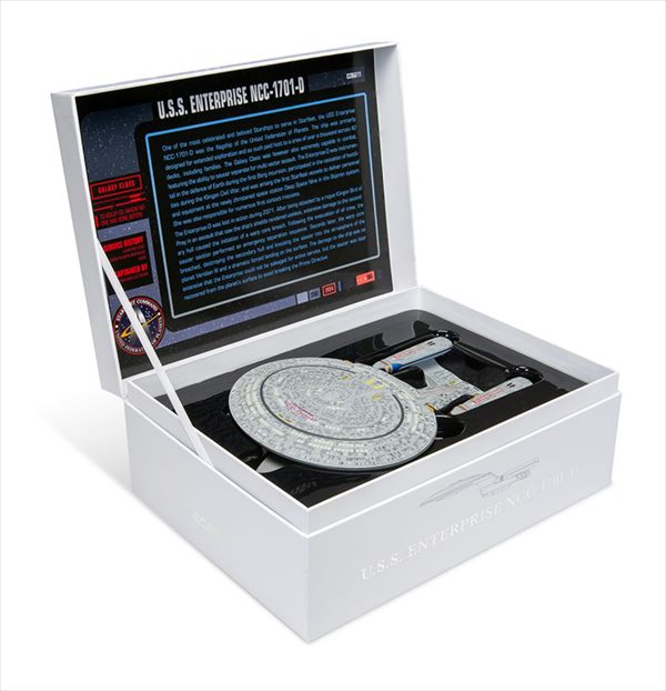 スタートレック　ネクストジェネレーション　スタートレック エンタープライズ　ダイキャスト製　CORGI　エンタープライズ号　Star Trek USS Enterprise NCC-1701-D (The Next Generation)【予約商品】画像