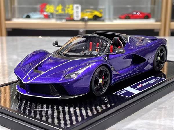 楽天市場】フェラーリ ミニカー 1/18 フェラーリ ラフェラーリ